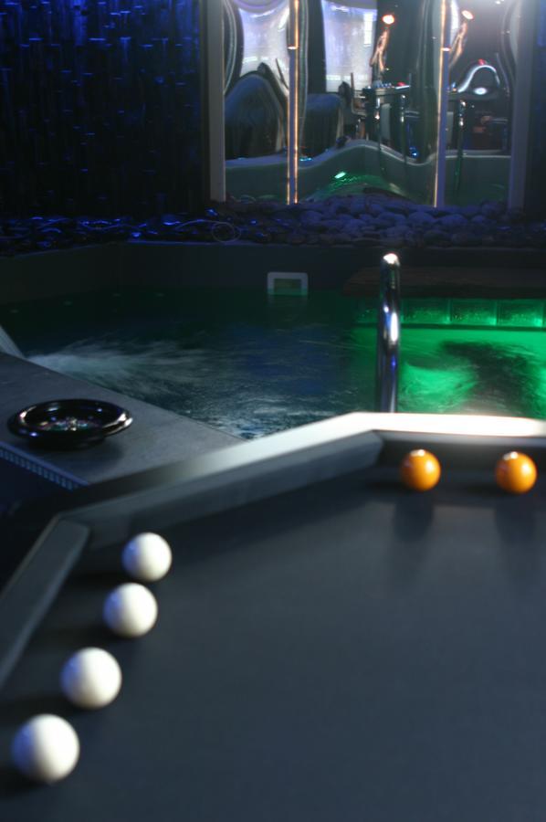 Bubble Lounge Hotel Hooglede Esterno foto