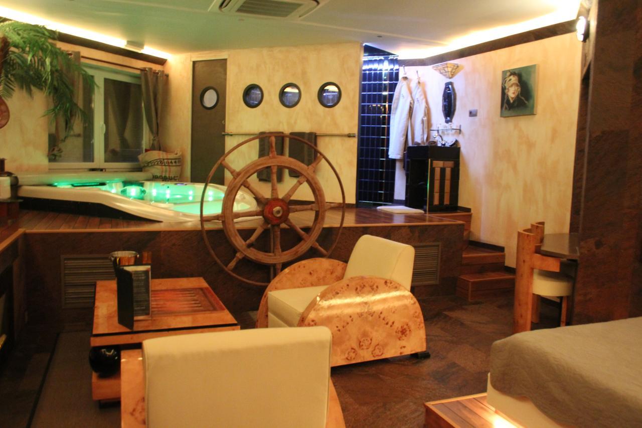 Bubble Lounge Hotel Hooglede Esterno foto