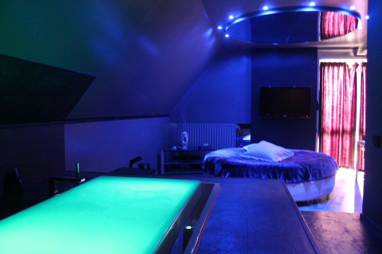 Bubble Lounge Hotel Hooglede Esterno foto