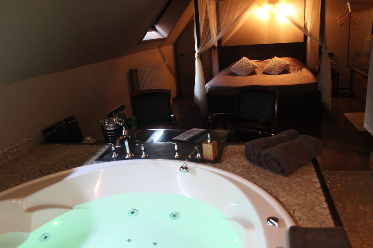 Bubble Lounge Hotel Hooglede Esterno foto